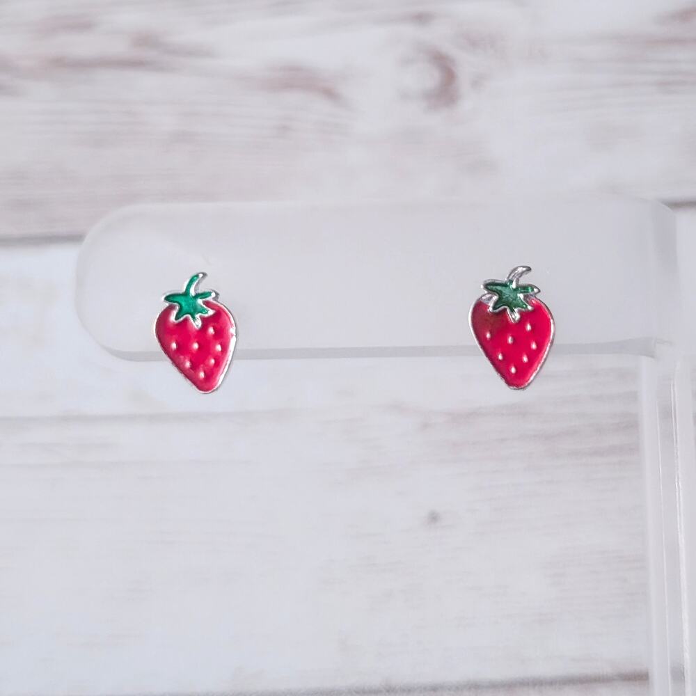 Vintage Stud Earrings Strawberry Retro Fruit